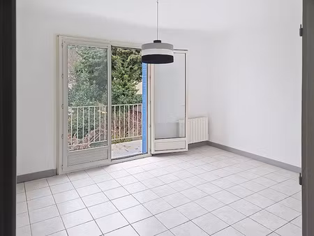 vente appartement 4 pièces 76.15 m² à villeneuve-les-avignon (30400)  285 000 €