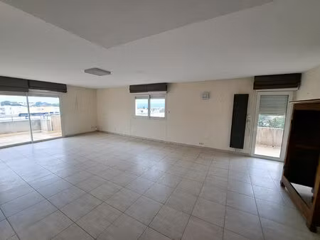 appartement les angles 3 pièce(s) 94.84 m2 - plateau bellevue- climatisation - garage - te