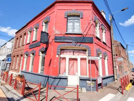 immeuble 6 pièces 180 m²