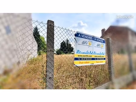 terrain 935 m² caudry