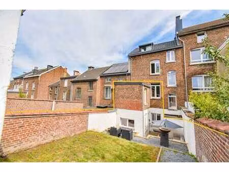 entierement renove 2020 - elec ok - 2x garages - jardin !