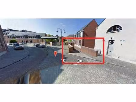 box garage en sous-sol centre ville: prix souhaité 15.000 €