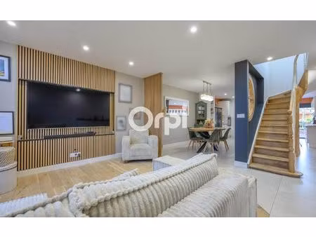 maison estaires 116 m² t-5 à vendre  237 500 €