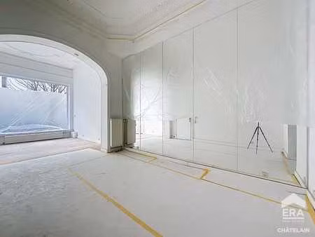 surface commerciale de 85 m² avec jardin – saint-gilles