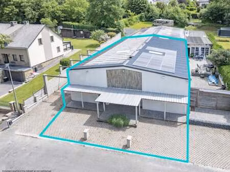 entrepôt potentiel – structure industrielle conservée