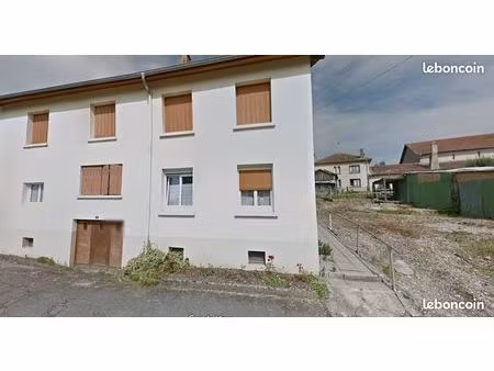 maison de 170 m² + dépendances + jardin
