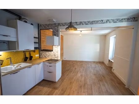 location maison  64.99 m² t-3 à nantes  1 200 €