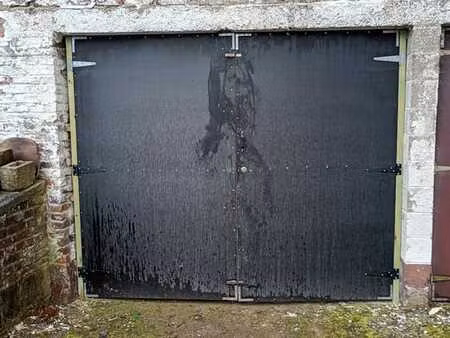 garage pour un véhicule (voiture)