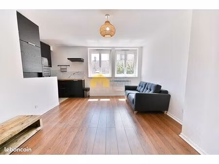 studio 1 pièce 23 m²