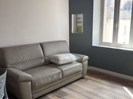 ? appartement t3 à louer – centre-ville