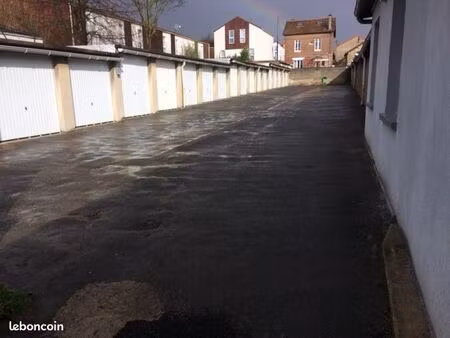 garage / box a louer