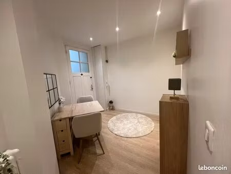 bureau cosy à louer – 7 m² – lyon 2e (bellecour)