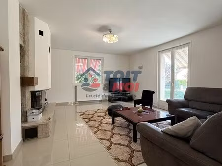 maison 6 pièces 174 m²