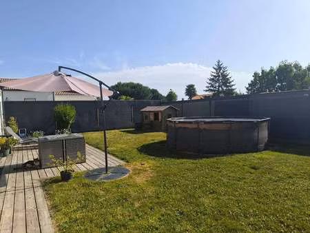 vente maison à sainte-flaive-des-loups (85150) : à vendre / 90m² sainte-flaive-des-loups