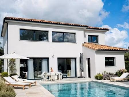 maison 140 m² castelnau d estretefonds