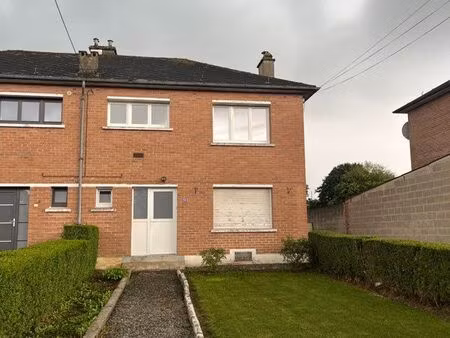 ? maison entière à louer – bazuel – quartier très calme