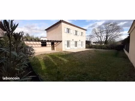 draguignan  villa récente f7 dont 5 chambres