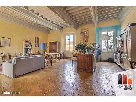 appartement 4 pièces 148 m²