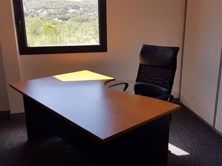 bureau 18 m2 à louer