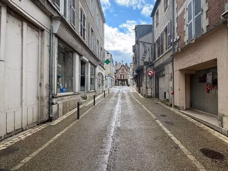 centre bourg de meung-sur-loire  murs commerciaux loués