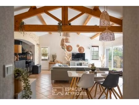 maison de plain-pied de caractère avec piscine