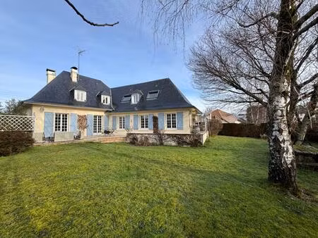 pau est  secteur péboué  proche total - maison familiale 4 chambres et bureau  beaux volum