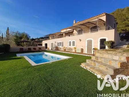 vente maison 9 pièces 294 m² le castellet (83330)