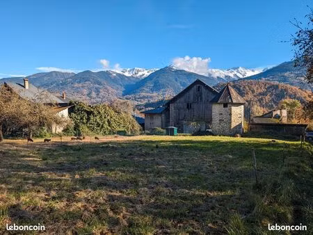 terrain 3066m2 calme et exposé sud