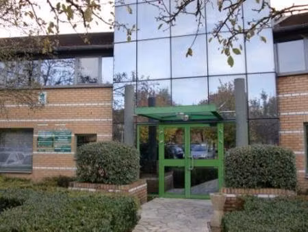 a louer 43 m² de bureaux à champs sur marne