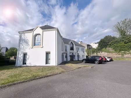 180m2 à louer - divisibles