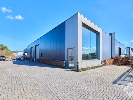 bien professionnel à louer à lommel € 2.250 (lk5c5) - het bedrijfskantoor | zimmo