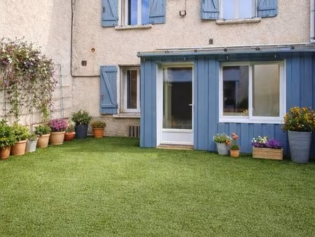 maison de charme avec dépendance aménageable – cailloux-sur-fontaines (69270)