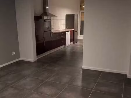 spacieux appartement avec terrasse et jardin