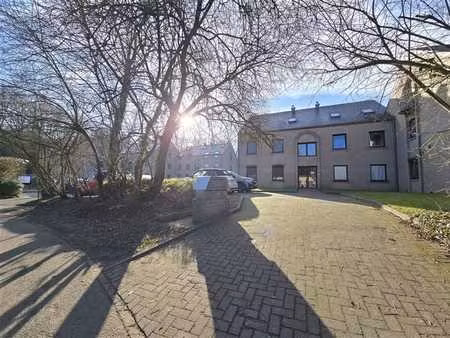 appartement 2 ch de ± 75m² avec terrasse  parking et cave !