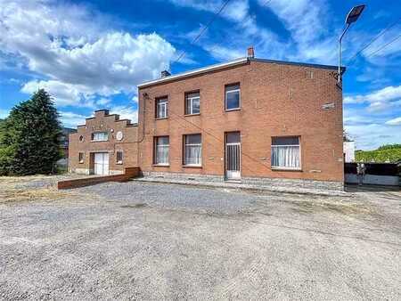 spacieuse maison 2f a renover