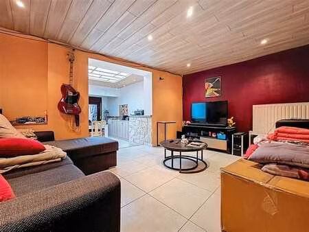 sous option - plus de visite - maison à rafraichir + jardin