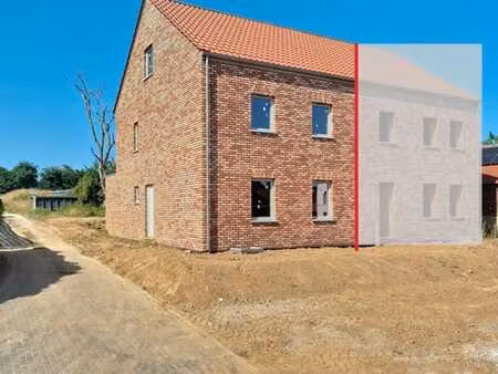 nouvelle construction: maison 3 façades avec 4 chambres