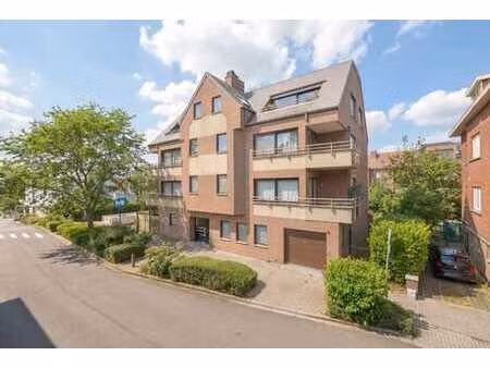 immeuble de rapport avec 8 appartements à stockel