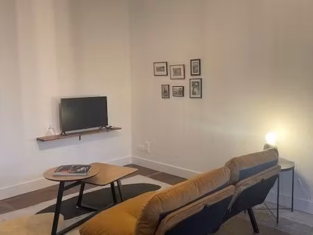 loue t2 de 55 m2 meuble