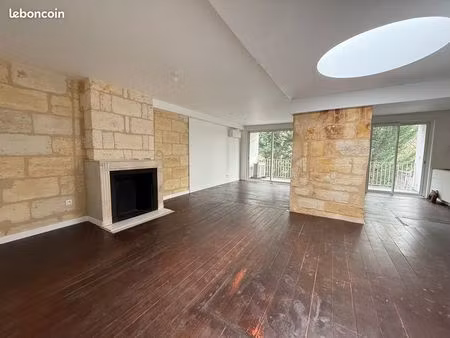 appartement 3 pièces 82 m²