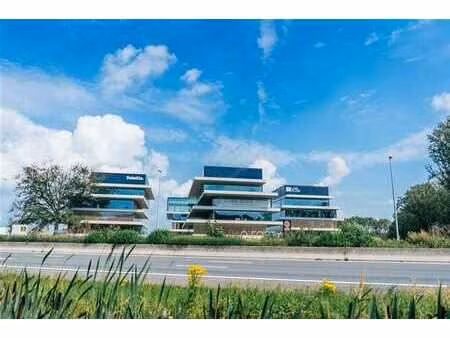 o-forty de 301 m² à 800 m²