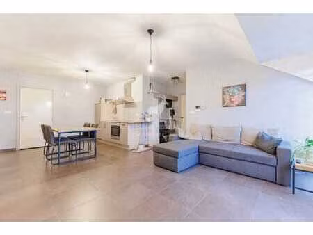 appartement 1 chambre à louer à ressaix