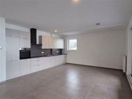 appartement 3 chambres au rez-de-chaussée avec une superbe t