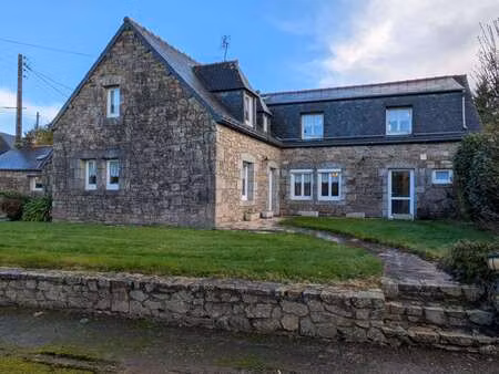 vente maison à pont-melvez (22390) : à vendre / 132m² pont-melvez