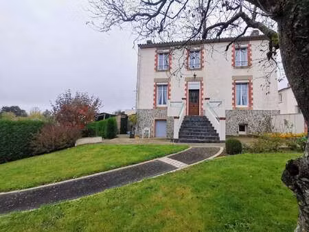 vente maison aux epesses (85590) : à vendre / 92m² les epesses