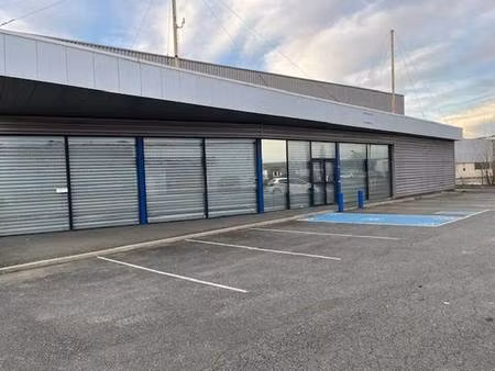 local commercial à louer