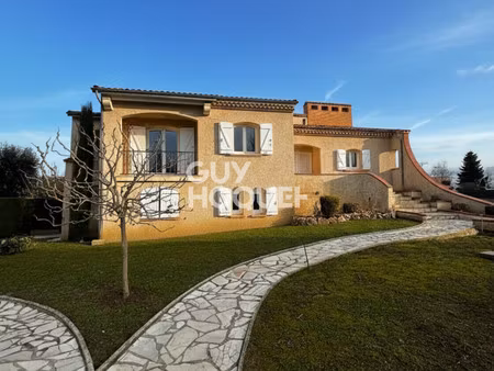 maison à vendre de 8 pièces de 264 00 m²