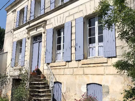 vente maison 6 pièces 200 m² saint-savinien (17350)