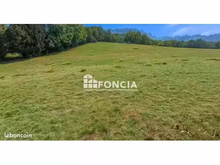 magnifique terrain constructilble de 1500m2 à saint-amans-valtoret