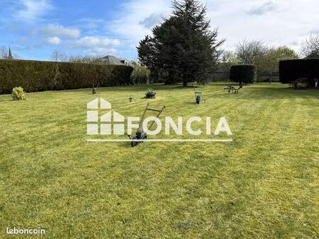 hirel proche centre  terrain 600 m² constructible (possible achat 2x600m² = 1200m²)